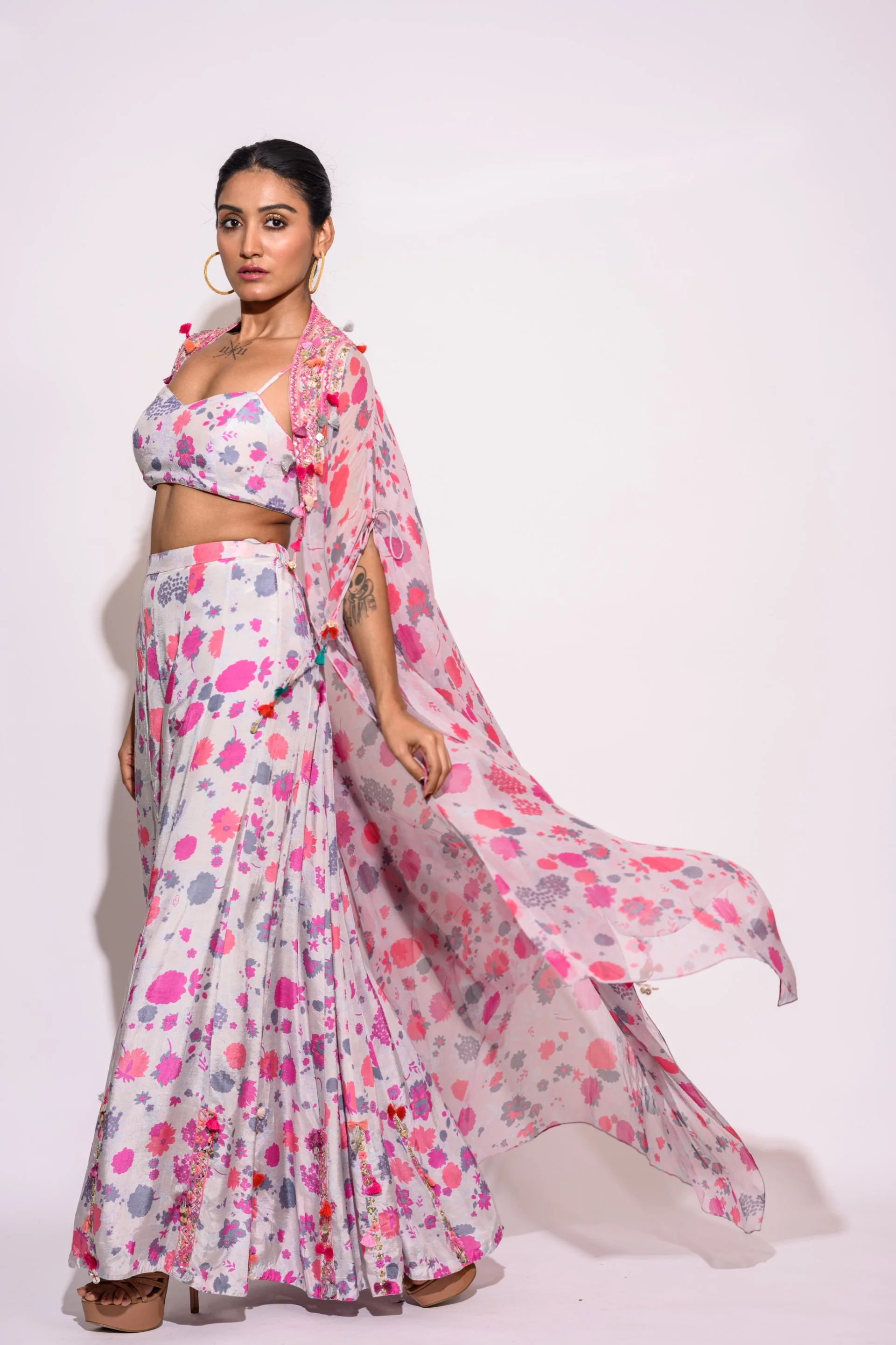 Grey Pink Kaftan with Palazzo Set - Image 3