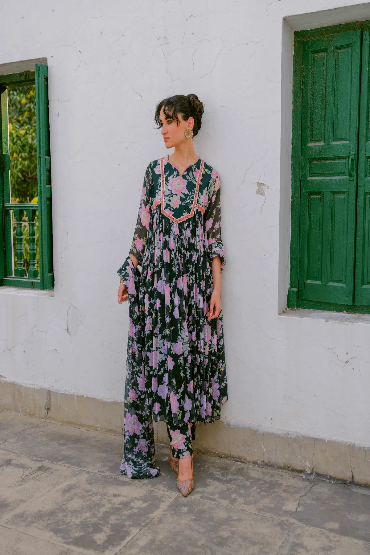 Imperial Grace Kurta Set - Image 2