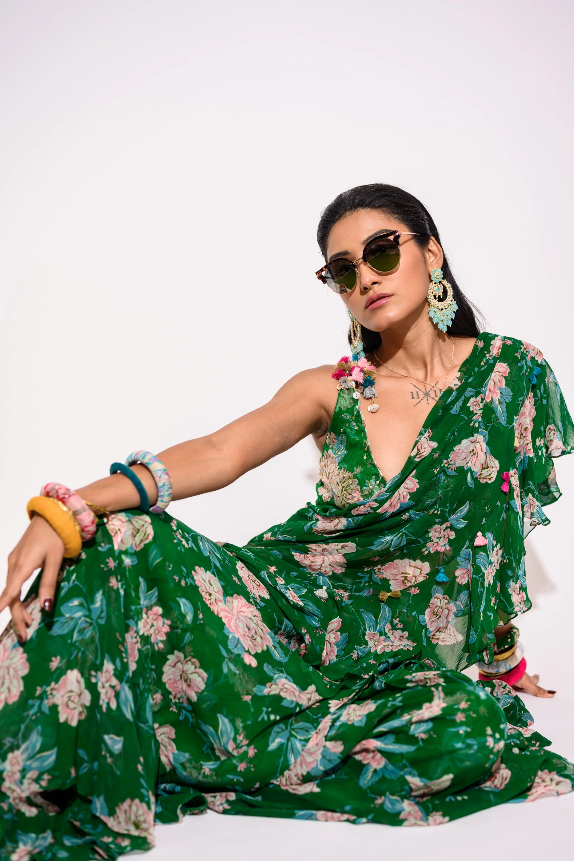 Printed Green Draped Saree - Image 4