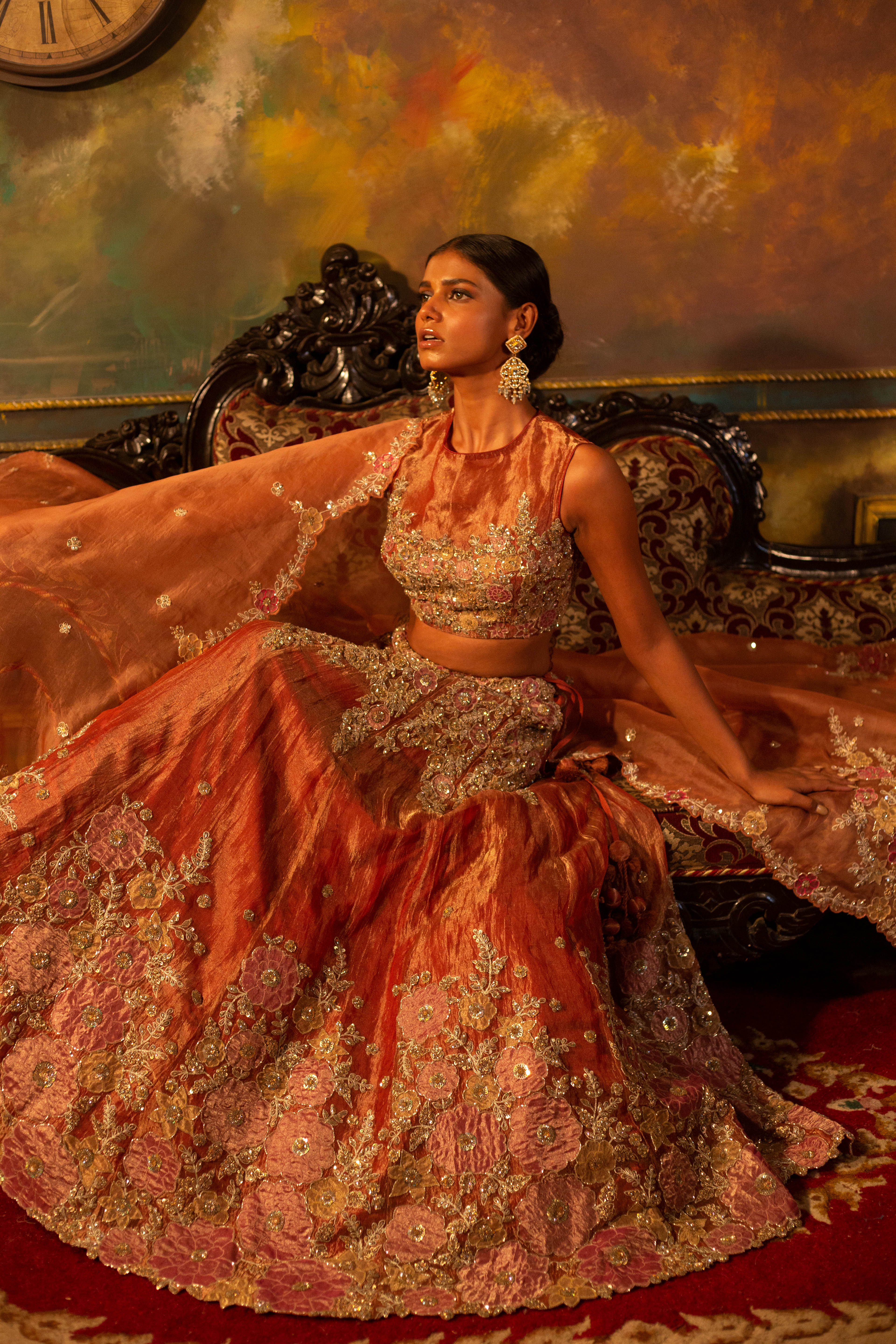 Radiant Gilt Majesty Ensemble - Image 5
