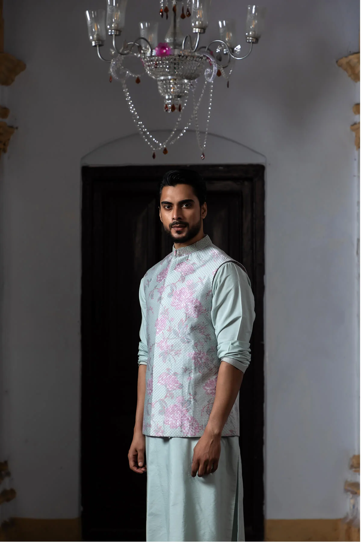 Regal Essence Kurta Set - Image 3