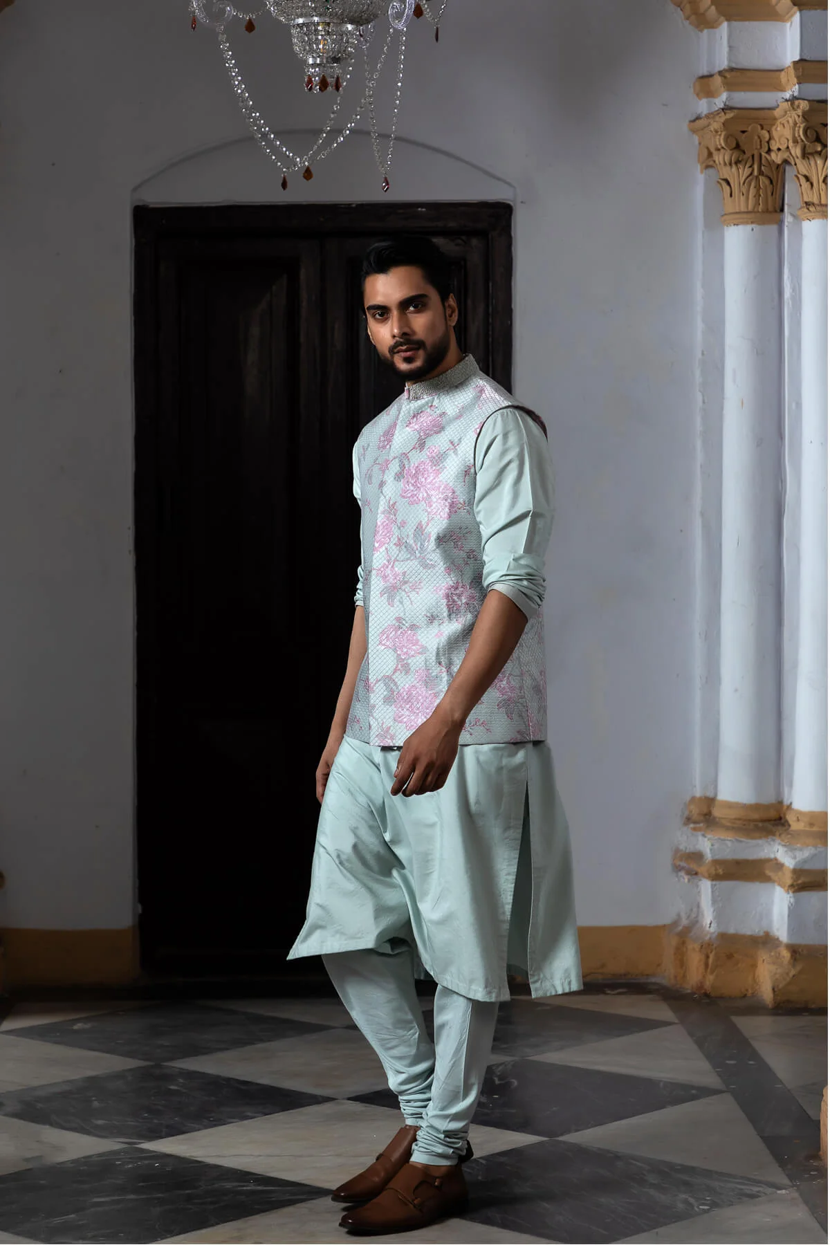 Regal Essence Kurta Set - Image 4